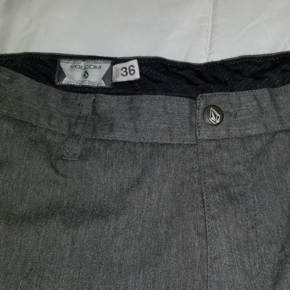Volcom shake shorts size 36 men's - Picture 2 of 5